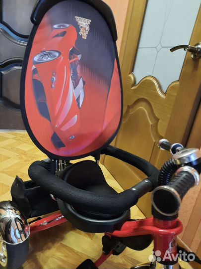 Детский трехколесный велосипед