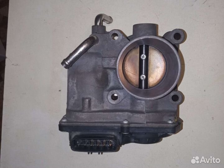 Дроссельная заслонка, двигатель 1NZ-FE