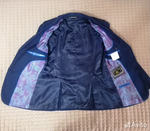 Школьный костюм для мальчика на 7-8 лет