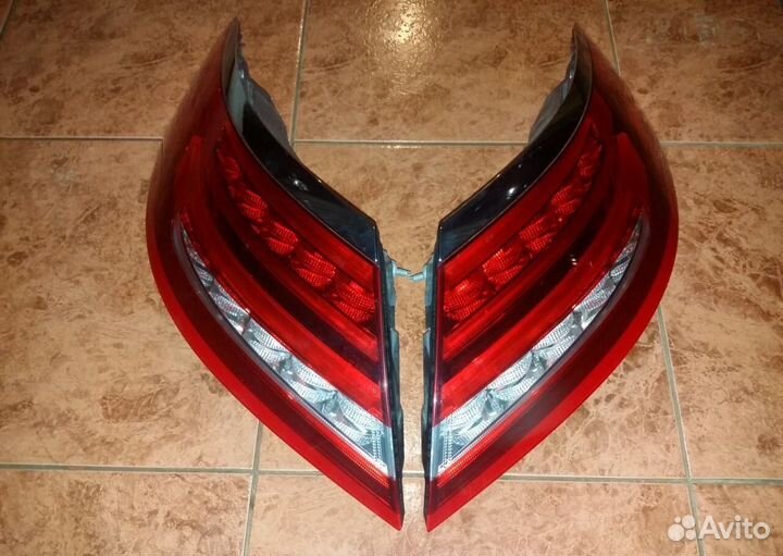 Фонарь задний Мерседес купе S 217 A 2179060100