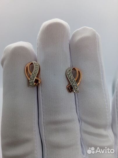 Золотые серьги с бриллиантами