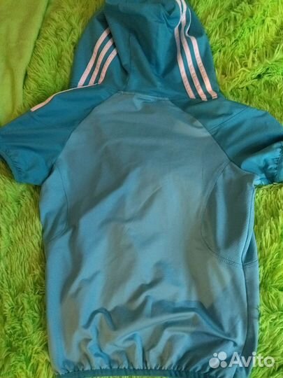 Спортивные костюмы 44 и 54 размер