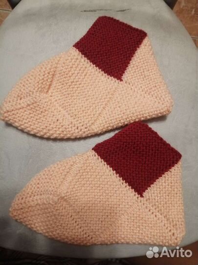 Вязанные носочки ручной работы