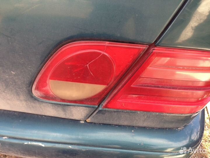 Фонарь задний мерседес бенц W210