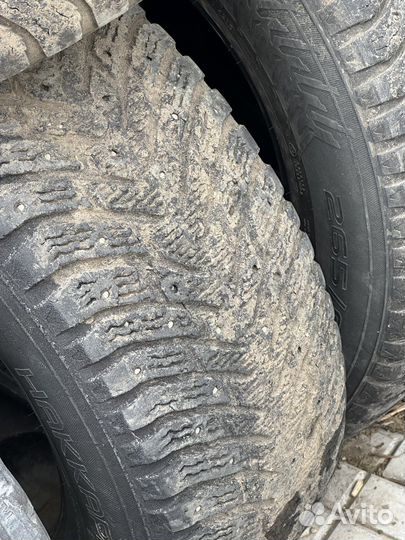 Nokian Tyres Hakkapeliitta 7 SUV 265/65 R17