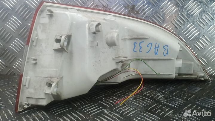 Фонарь задний левый Skoda Superb