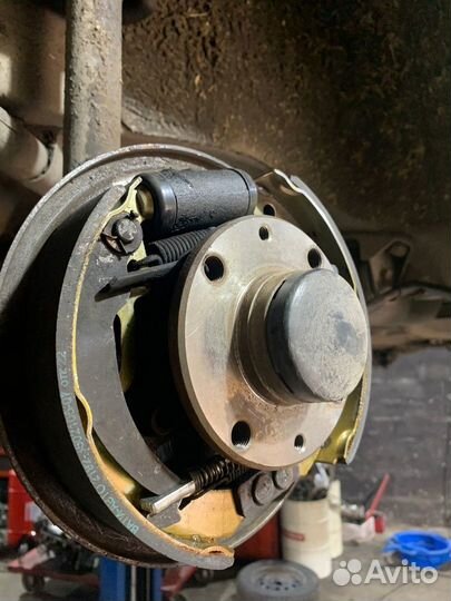 Замена тормозных колодок, дисков