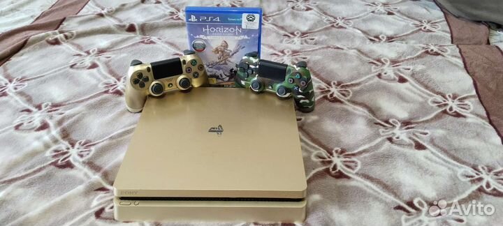 Sony PlayStation 4 slim Gold Editon