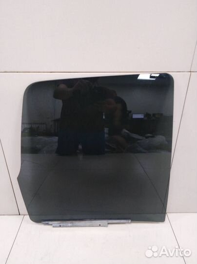 Стекло двери задней правой Toyota Tundra XK50 2006