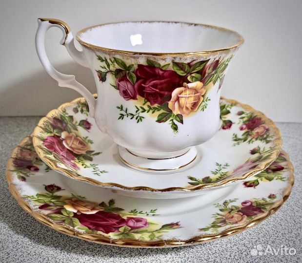 Чайная тройка Royal Albert Англия Розы Фарфор