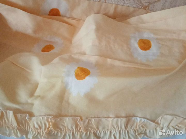 Балдахин на стойке для детской коечки