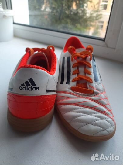 Футзалки adidas 38