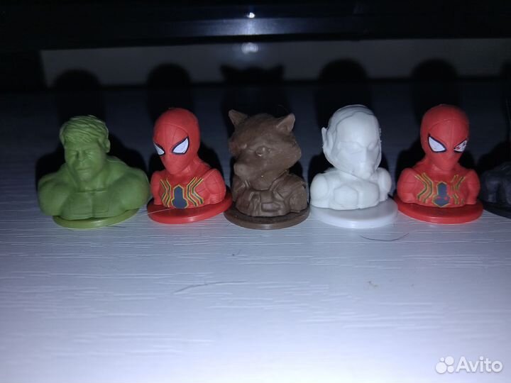 Разные коллекции из магазинов, прилипалы,скрепыши