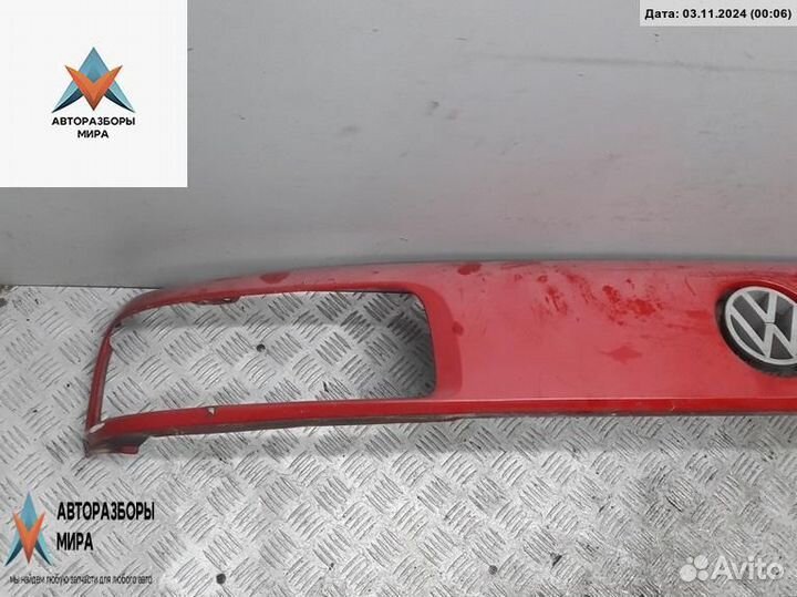 Решетка радиатора Volkswagen Passat B3 1991