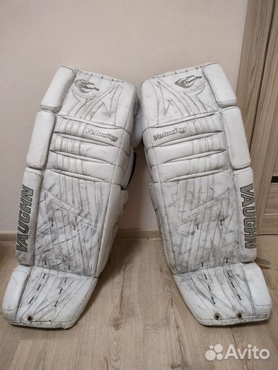 Хоккейные вратарские щитки