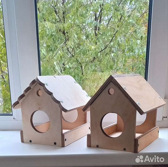 Кормушка для птиц из дерева