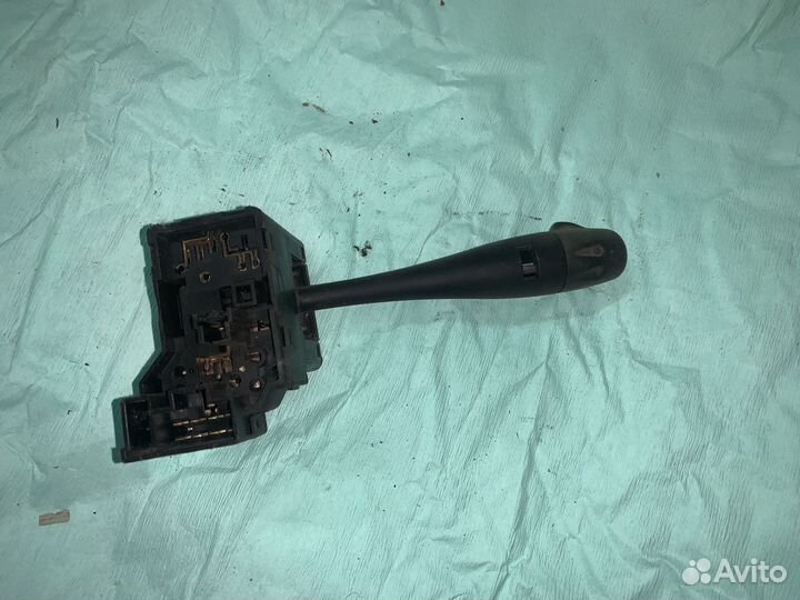 Подрулевой переключатель Nissan Primera P10