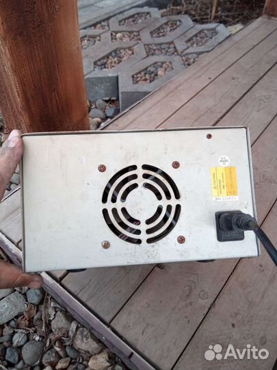 Источник питания Mastech HY3010E