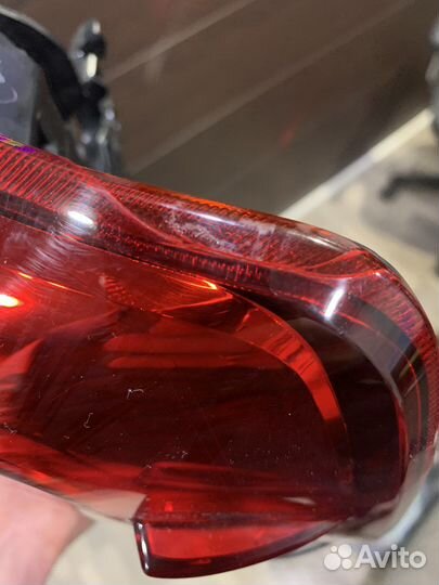 Задний фонарь toyota land cruiser 200