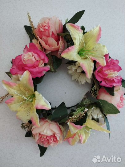 Венок на голову из цветов