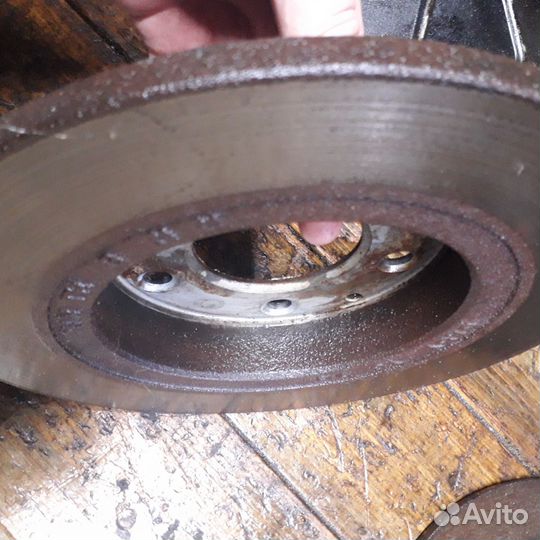 Тормозные диски задние Mazda 626