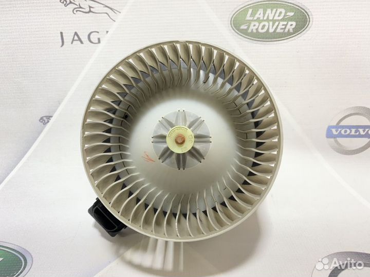 Моторчик отопителя Jaguar XJ X351 XF X250