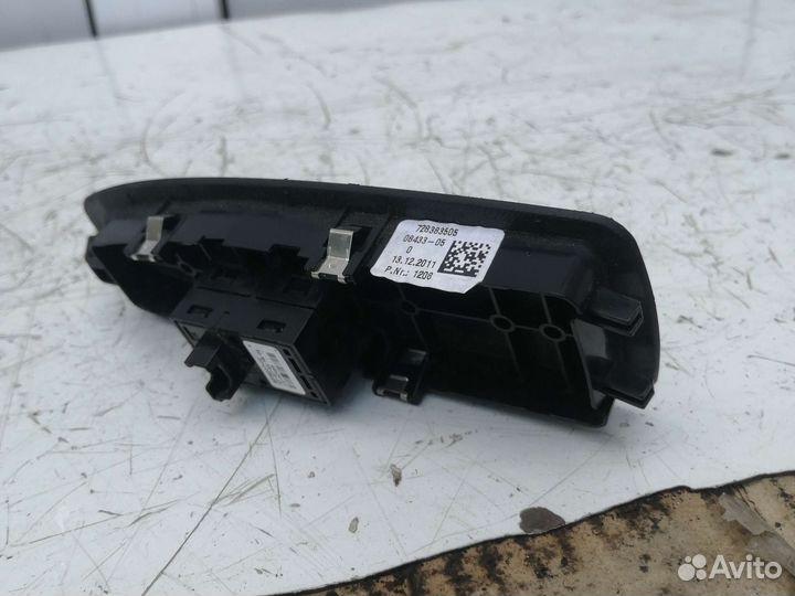 Кнопка стеклоподъемника BMW 3-Series F30