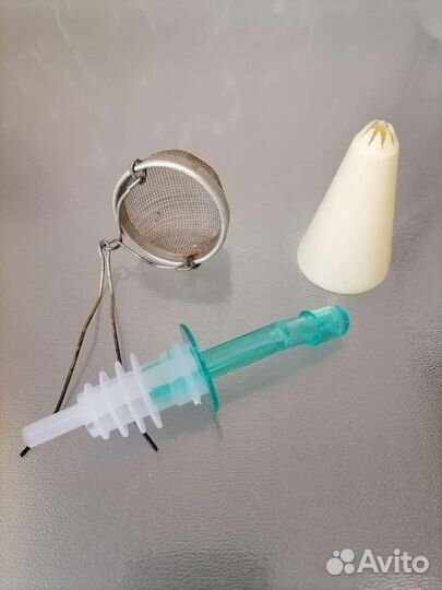 Тёрка, форма для печенья, пробка для масла