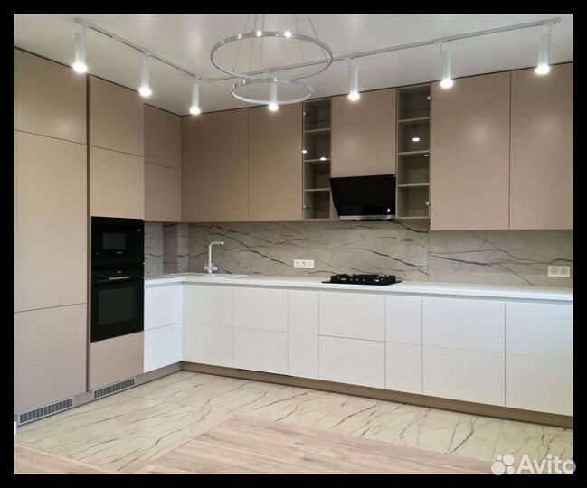 Кухня под потолок 0-0-12