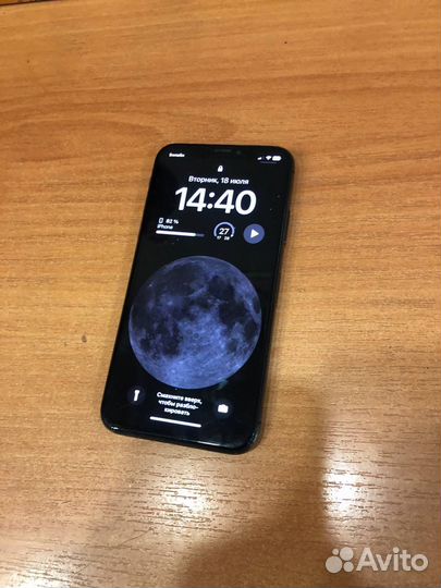 Телефон iPhone X 64gb