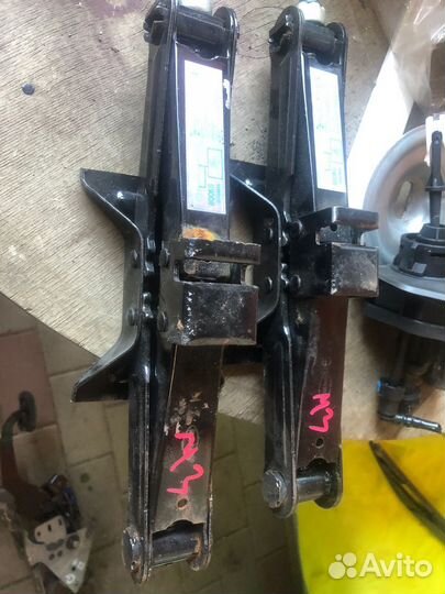 Mazda 3 bk домкрат