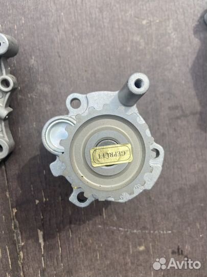 Насос водяной Audi A2 1.2/1.4 Tdi /Skoda Fabia 1.9