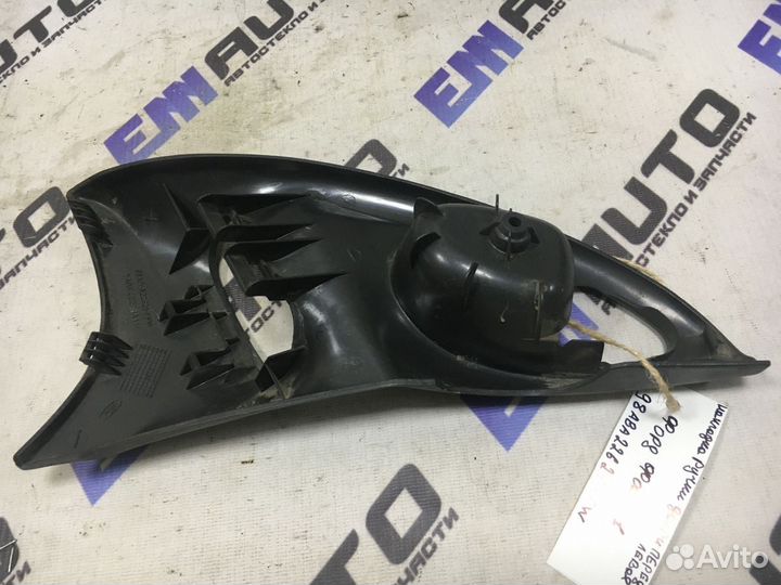 Накладка ручки двери передней левой Форд Фокус 1