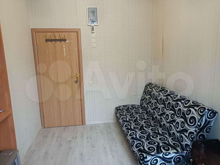 3-к. квартира, 60 м², 4/4 эт.