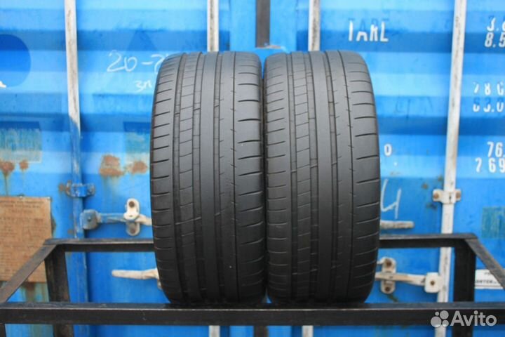 Michelin Pilot Super Sport 235/35 R19 99Y