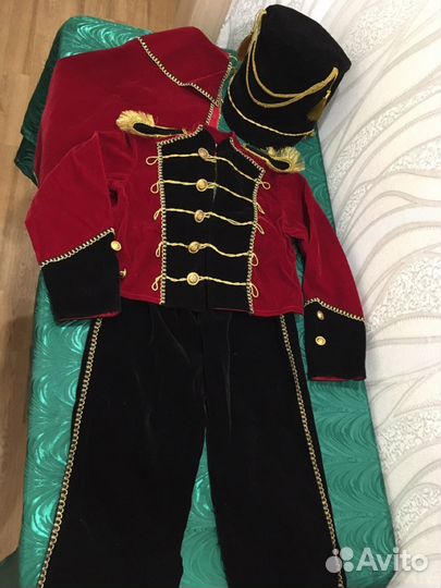 Карнавальный костюм Гусара и/или Комарика