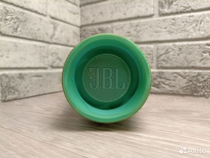 Портативная акустика JBL Charge 4, 30 Вт, салатовы