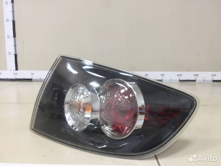 Фонарь задний наружный правый Mazda Mazda 3 BK 200