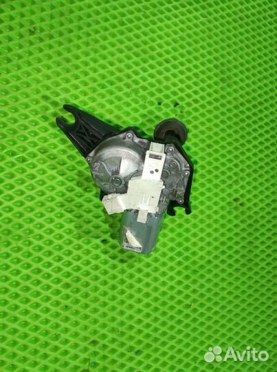 Мотор стеклоочистителя задний Рено Дастер