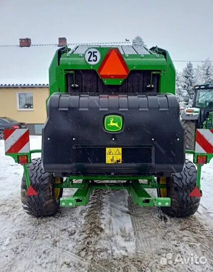 Пресс-подборщик John Deere V451M, 2019