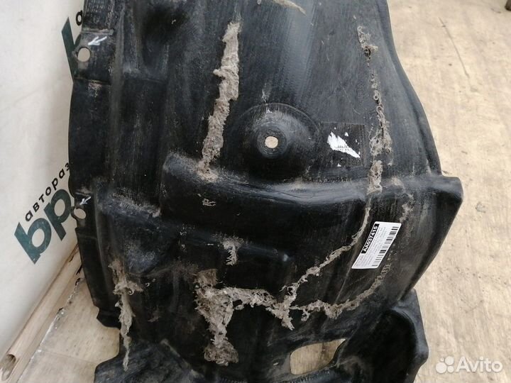 Подкрылок передний правый 53805-53020 Lexus IS II