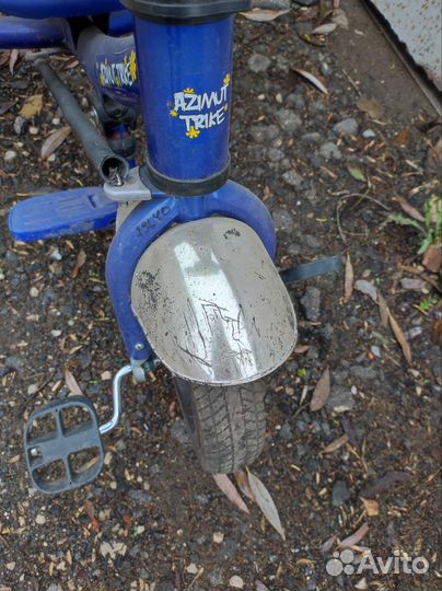 Детский велосипед с ручкой