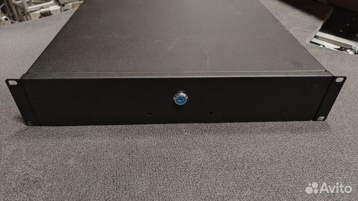 Ящик рэковый 2u с замком