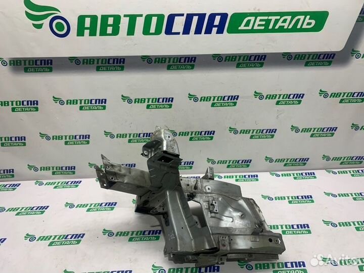 Лонжерон кузова передний левый Opel Insignia