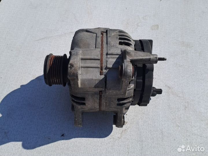 Генератор Volkswagen Sharan 2000-2009 AUY