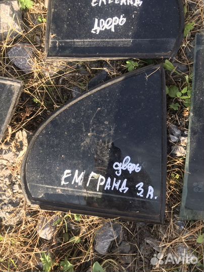 Стекло Geely Emgrand (форточка) в зад дверь