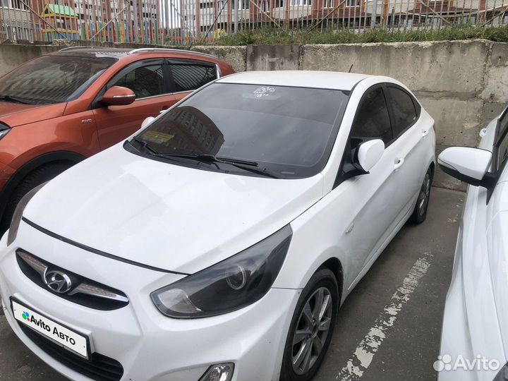 Hyundai Solaris 1.4 МТ, 2012, 300 000 км