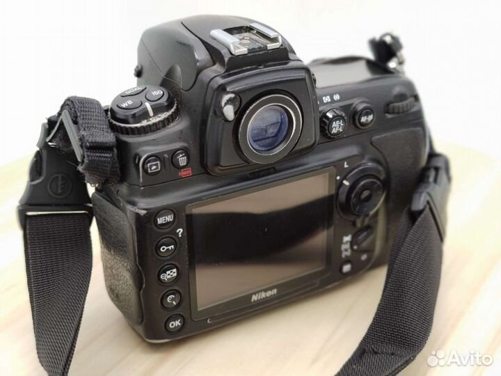 Nikon d700 body