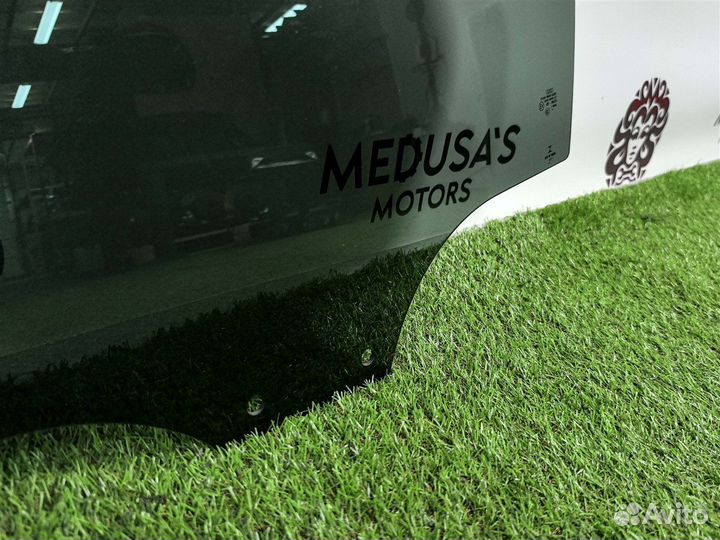 Стекло двери заднее левое Audi Q5 FY 2.0 дизель