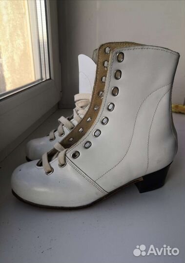 Коньки детские натуральная кожа 22 размер